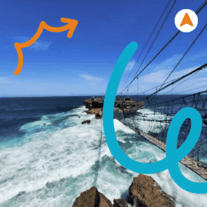 Debur Ombak dan Siluet Pantai​